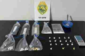 Pinhão - ROTAM apreende cocaína e prende dois homens em operação